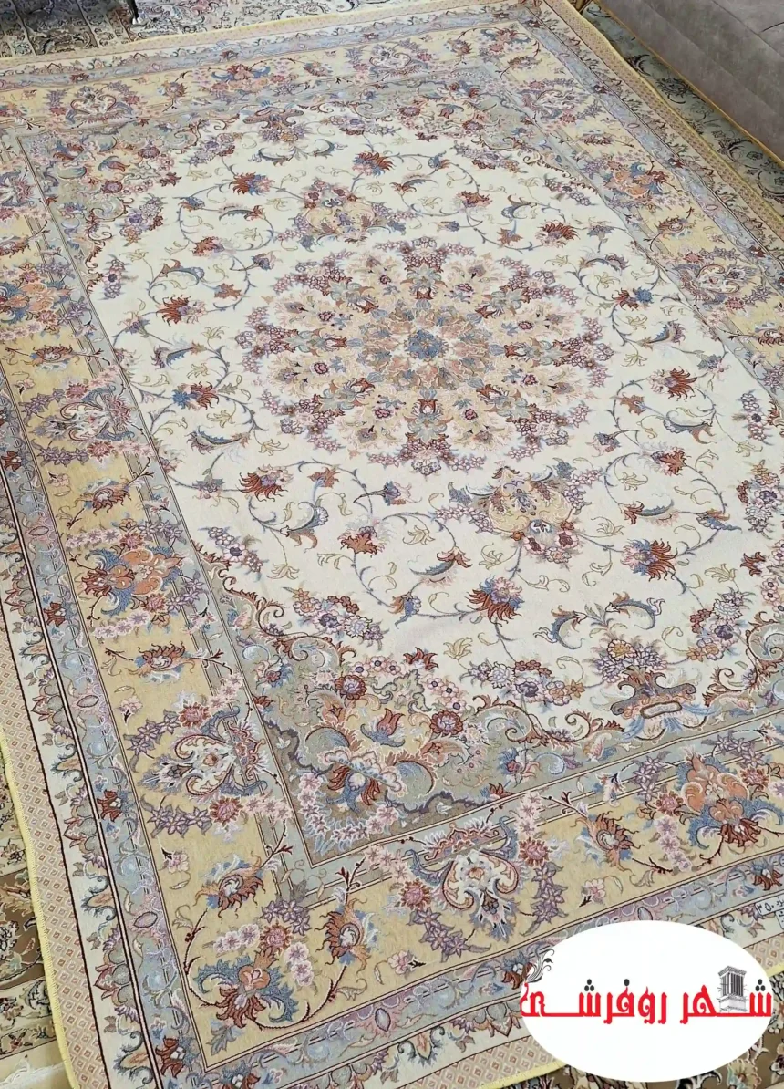 روفرشی مخمل ابریشم هشت ژاکارد شرکت نادرباف کد 250 رنگ کرم